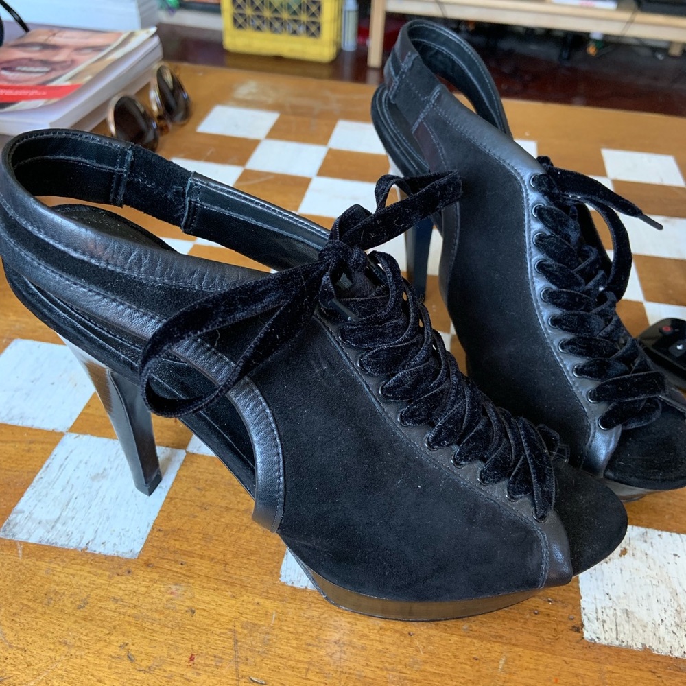 Cole Hanan black velvet and leather heels